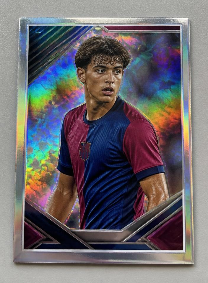 Carta de Lamine Yamal — Red Refractor /5
